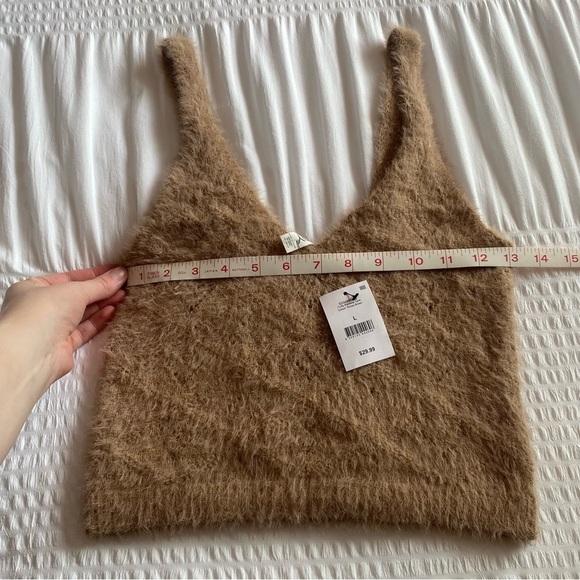 NWT Cotton on body Tan fuzzy v-neck tank size large - Picture 11 of 11